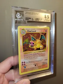 BGS 8.5 BASE SET SHADOWLESS CHARIZARD HOLO R 1999 POKEMON CARD - Image 1