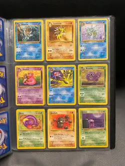 Fossil Set Complete Common and Uncommon 1999 WOTC Pokemon Cards Bundle - Image 3