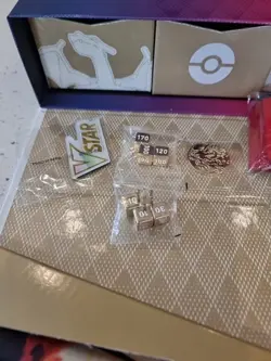 Pokemon Charizard Ultra Premium Collection Box - NO Packs Or Promo Cards. - Image 4