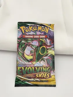 Nintendo Pokemon TCG Sword & Shield Evolving Skies Booster Pack - Image 5