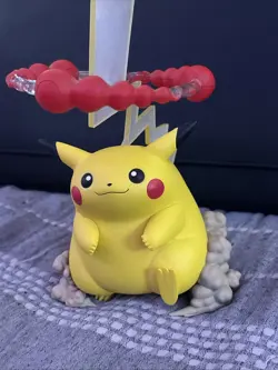 Pokemon Celebrations - Pikachu Gigantamax Premium Figure Vinyl Toy Figurine - Image 2