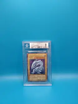 Yugioh Blue Eyes White Dragon DDS-001 Secret Rare Beckett 9 Grade - Image 4