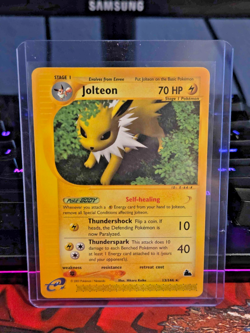 Vintage 2003 Pokemon Skyridge Jolteon #13/144 Non-Holo Rare - Excellent Con - Image 1