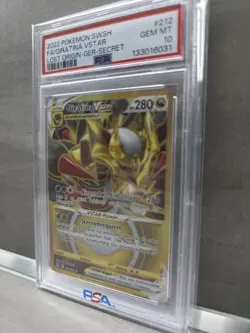 Pokemon Giratina Vstar secret-rare Gold DE 212/196 Lost Origin PSA 10 Gem Mint - Image 2