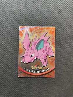 Carte Pokemon Nidorino #33 Foil TOPPS Serie 1 Francais Ultra Rare - Image 1