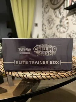 Pokemon TCG: Sword & Shield Chilling Reign Brand New Sealed - Elite Trainer Box - Image 5