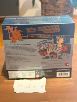 Pokemon Champion's Path Elite Trainer Box - ETB Englisch Sealed - Image 2
