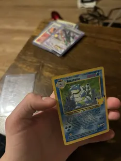 Pokemon Blastoise 2/102 Celebrations Classic Collection Holo Rare TCG Card - Image 2