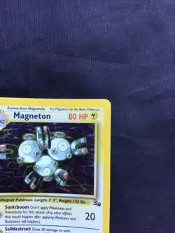 Pokemon Cards: 1st Edition Fossil Rare Holo: Magneton 11/62 - Image 4
