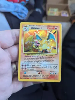 Pokemon TCG Charizard Base Set Holo 4/102 Unlimited Rare WOTC Vintage - Image 1