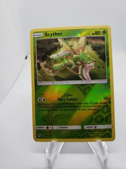 Scyther Pokemon TCG Sun & Moon - Lost Thunder 3/214 Reverse Holo Common NM - Image 1