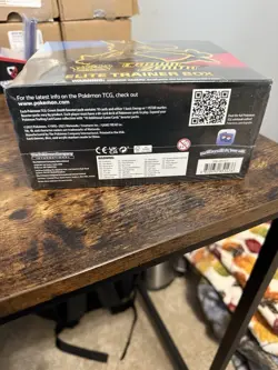 Pokemon TCG: Crown Zenith Elite Trainer Box (Factory Sealed) - Image 3