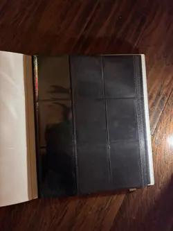 Pokemon Scarlet & Violet 151 - Mew Binder Collection - Binder Only NO CARDS - Image 4