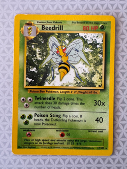 Pokemon Beedrill 17/102 WotC Base Set Unlimited Rare LP - Image 1