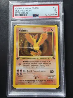 12/62 Moltres 1st Edition Fossil 1999 Rare Holo Pokemon Card PSA 5 - Image 1