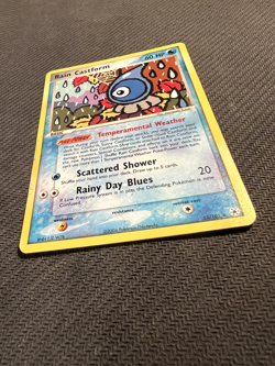 Pokemon TCG Rain Castform Hidden Legends 23/101 Regular Rare MP - Image 3