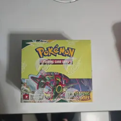 Pokemon TCG Sword & Shield Evolving Skies Booster Box English Factory SEALED - Image 1