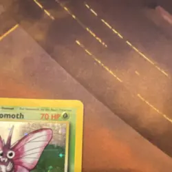 Pokemon TCG Venomoth Jungle Holo Rare Unlimited Card 13/64 70HP Stage 1 - Image 2