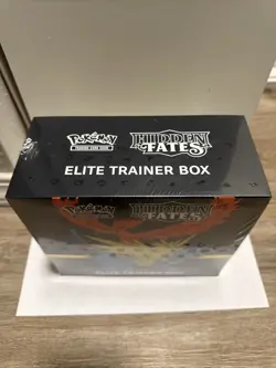 Pokemon TCG Hidden Fates Elite Trainer Box Sealed with Small Tear 820650804731 - Image 3