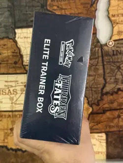 Pokemon TCG: Hidden Fates Elite Trainer Box ETB 820650804731 - Image 5