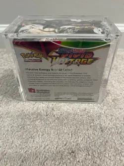 Pokemon Sword and Shield Vivid Voltage Booster Box - 135 Cards 820650827495 - Image 3