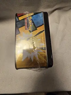 Pokemon 2021 Eevee Collector Chest 3 Promo Cards - 5 Booster Packs 820650809514 - Image 4