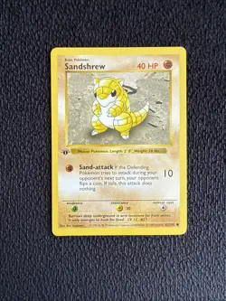 Pokemon Sandshrew 62/102 1st Edition Shadowless Base Set Card - Image 1