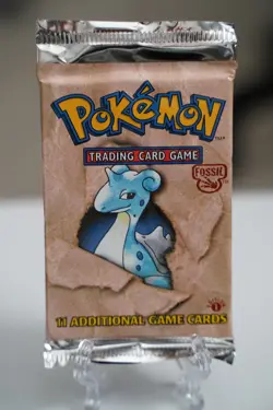 21.26g Pokemon 1st Edition Fossil Booster Pack Factory Sealed Lapras WOTC - Image 2