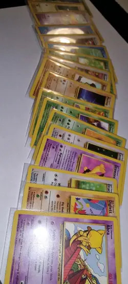 Pokemon TCG Team Rocket (2000) Common Bundle, 18 Cards - Image 1