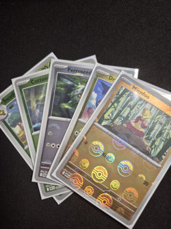 5 card Pokemon Pokeball pattern White Flare lot. (PL-5) - Image 1