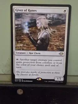 Giver of Runes Modern Horizons Regular - Image 1