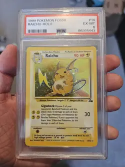 1999 POKEMON FOSSIL #14/62 RAICHU-HOLO POKEMON CARD PSA 6 - Image 1