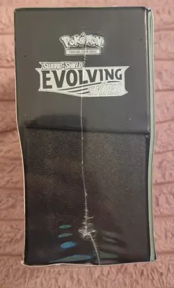 Pokemon Evolving Skies ETB + Acrylic case - Image 4