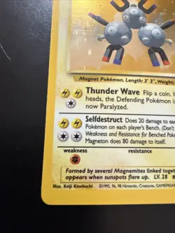 Pokemon TCG Magneton Base Set 9/102 Holo 1999-2000 Wizards Base Set Holo Rare - Image 5