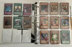Yugioh Vintage 15 Foil/360 Card Binder Lot Dark Magician Blue-Eyes Red-Eyes DB1 - Image 3