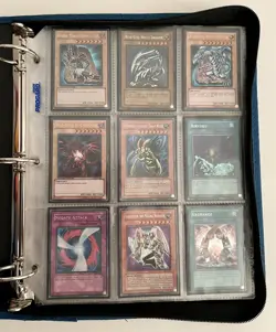 Yugioh Vintage 81 Foil Card Binder Lot Dark Magician Blue-Eyes Red-Eyes 2002 - Image 2