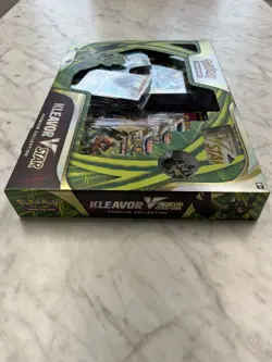 Pokemon TCG - Kleavor VSTAR Premium Collection FUSION STRIKE PACKS AND MORE!!! - Image 3