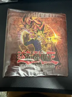 Yu-Gi-Oh Vintage Collection Binder 1996 With 102 Vintage Cards - Image 1