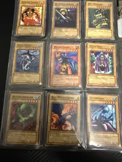 Yu-Gi-Oh Vintage Collection Binder 1996 With 102 Vintage Cards - Image 4