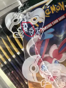 Pokemon Sword & Shield Evolving Skies Booster Box (w/ acrylic case, small tear) - Image 3