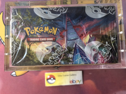 Pokemon Sword & Shield Evolving Skies Booster Box (w/ acrylic case, small tear) - Image 5