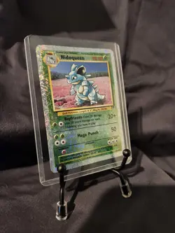 Pokemon Nidoqueen 32/110 Legendary Collection Reverse Holo Rare Damaged - Image 3