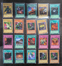 Yu-Gi-Oh TCG Card Lot Of 140 Cards **Conditions Vary** - Image 5