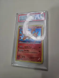 2012 POKEMON BLACK & WHITE NEXT DESTINIES #14 MOLTRES HOLO 14/99 PSA 7 - Image 3