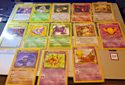 LOT OF 13 POKEMON Cards Mint shape.. - Image 1