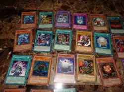 160+ Vintage 1996 YUGIOH Card Lot - Image 2