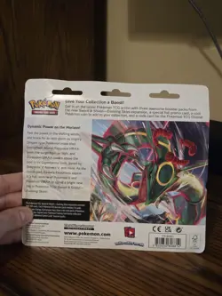 Pokemon TCG Sword and Shield - Evolving Skies 3 Booster Pack Blister (Umbreon) 820650808814 - Image 2
