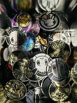 Pokemon TCG Official Lot of 100 Coins DUPLICATES Jumbo Regular + Dividers, Dice - Image 2