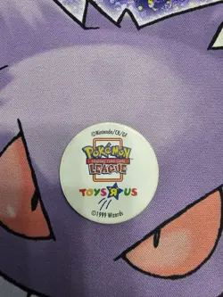 1999 Toys R Us Pokemon League Pikachu Promo Vintage Coin Tcg - Image 2
