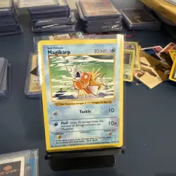 Pokemon TCG Magikarp Base Set, Shadowless Uncommon Card 35/102 - Image 1